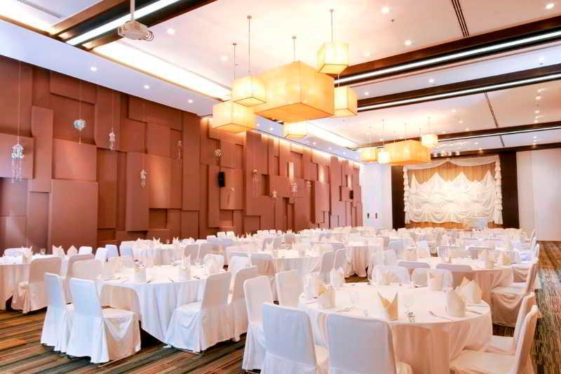 Kameo Grand Hotel & Serviced Apartment, Rayong Exterior foto