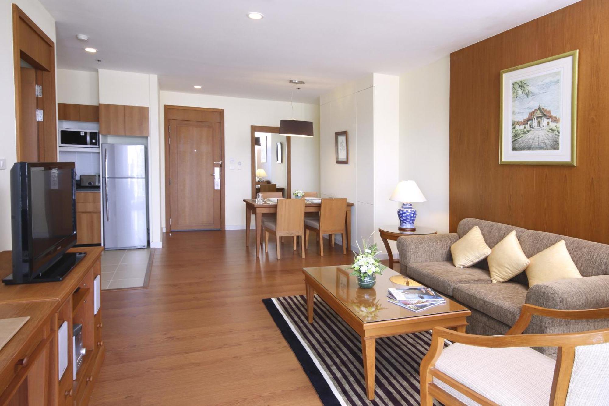 Kameo Grand Hotel & Serviced Apartment, Rayong Quarto foto