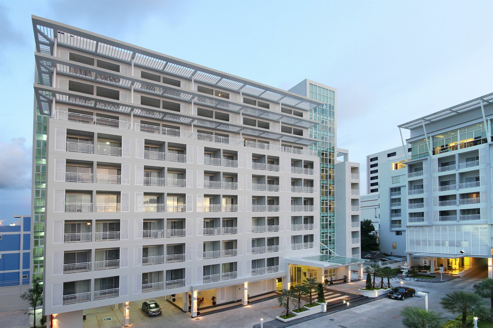 Kameo Grand Hotel & Serviced Apartment, Rayong Exterior foto